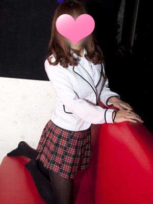 大塚キャンパス学園制服を着た若い素人娘のお店