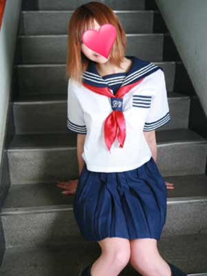 大塚キャンパス学園制服を着た若い素人娘のお店